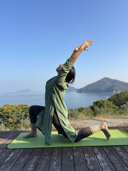 満月の月礼拝と呼吸法瞑想クラス午前